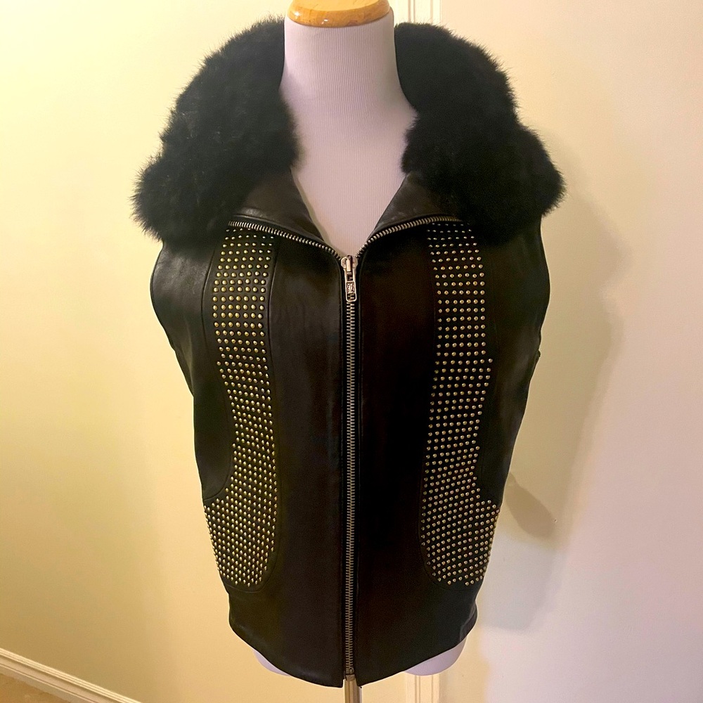 Ernte genuine leather vest with gold stud detail - Picture 3 of 16